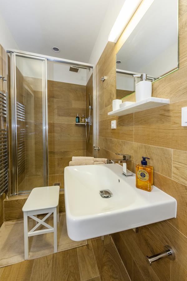 Latron 98 Apartment เชสกี้ครุมลอฟ ภายนอก รูปภาพ