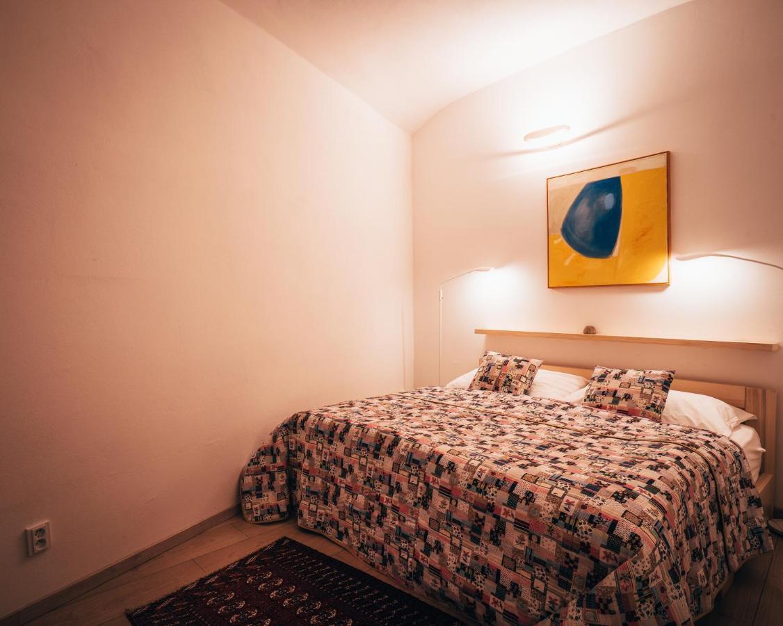 Latron 98 Apartment เชสกี้ครุมลอฟ ภายนอก รูปภาพ